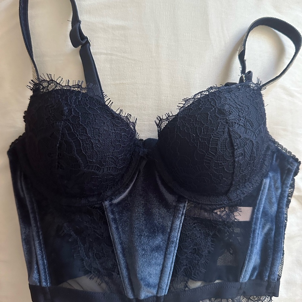 victoria secret corset